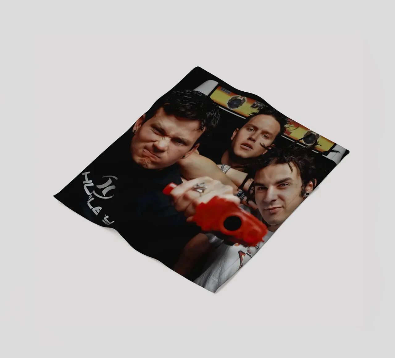 Blink 182 fleece blanket by Musadad Shop