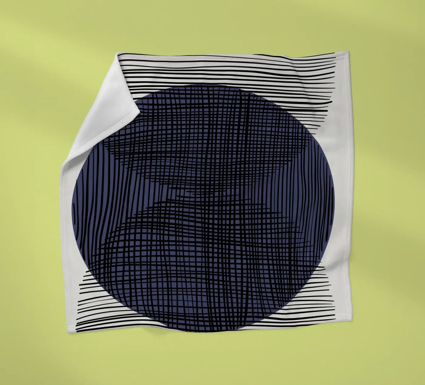 Dynamic Grid Fleecedecke von RS LAB STUDIO