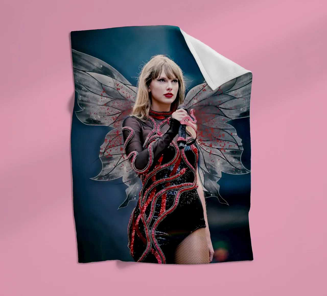 Taylor Swift coperta in pile da Musadad Shop