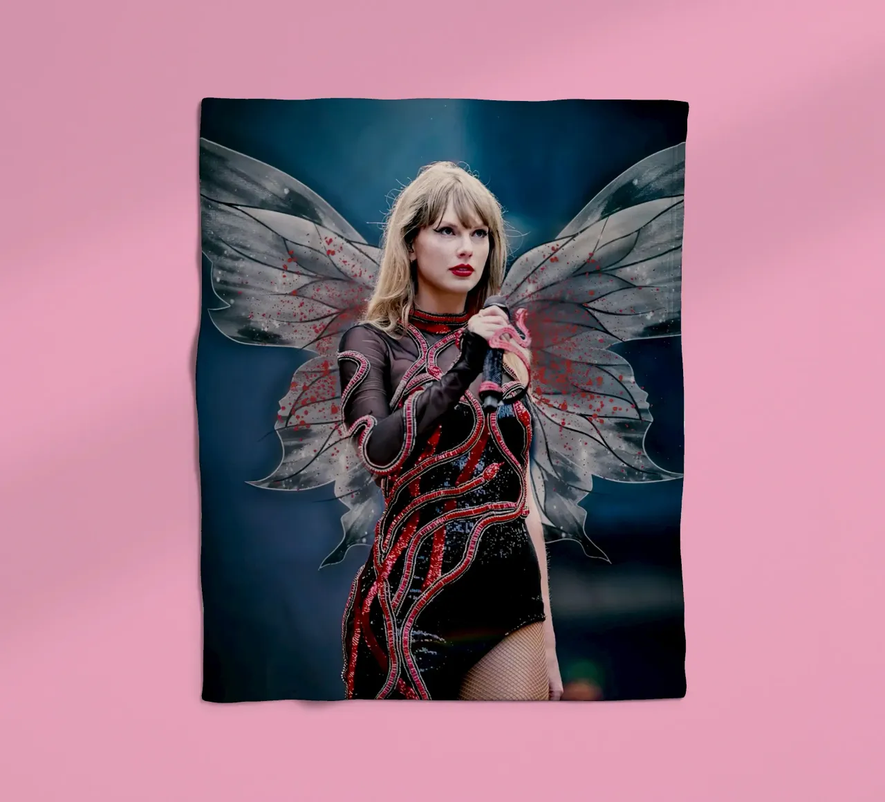 Taylor Swift coperta in pile da Musadad Shop