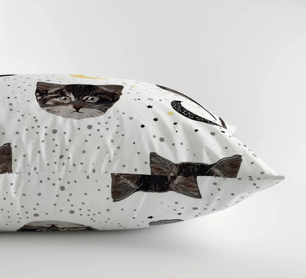 Gatti carini e spazio cuscino da gulsengunel