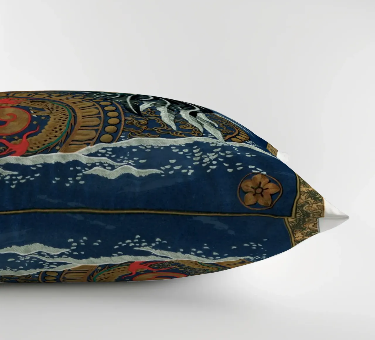 Rooster and hen on a barrel floating in the sea cuscino da vintageshop