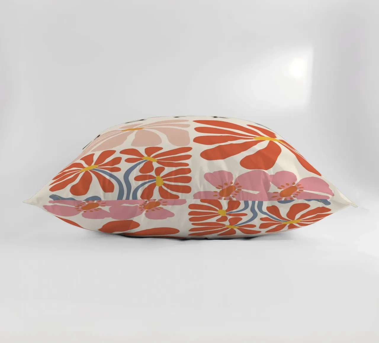 Soft Bloom cuscino da RS LAB STUDIO