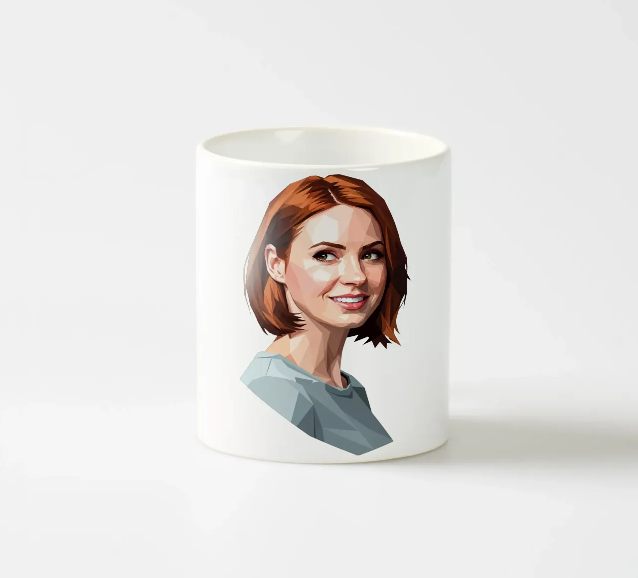 Karen Gillan Lowpoly tazza in ceramica da Low Profile