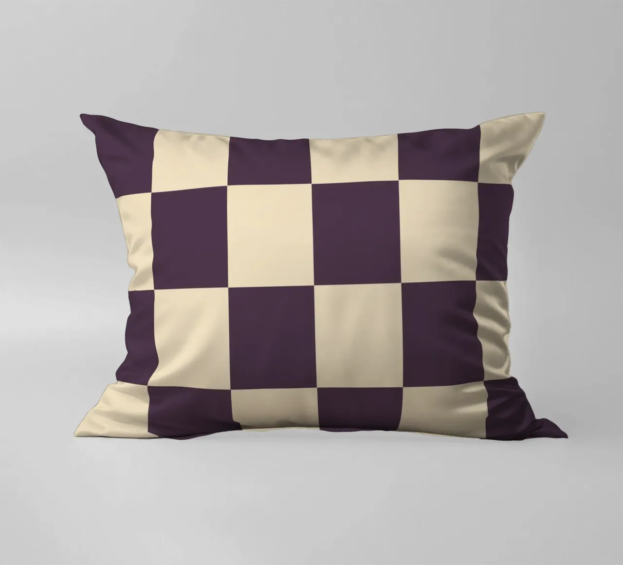 Eggplant checkerboard pattern cuscino da TijanaArtStudio88
