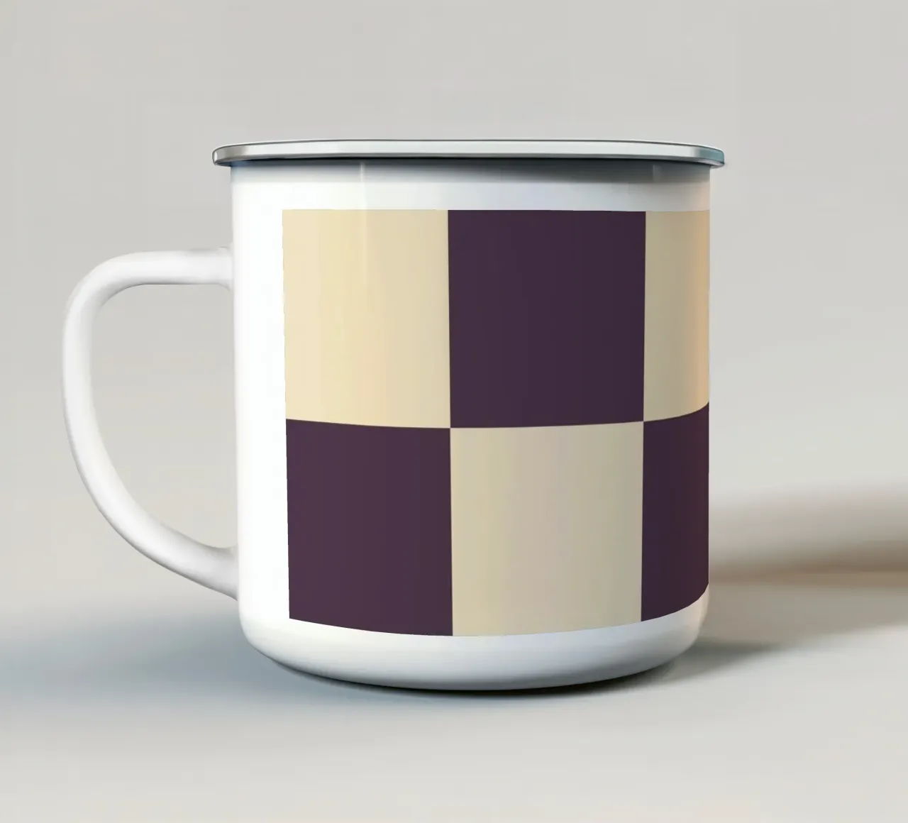 Eggplant checkerboard pattern tazza in smalto da TijanaArtStudio88