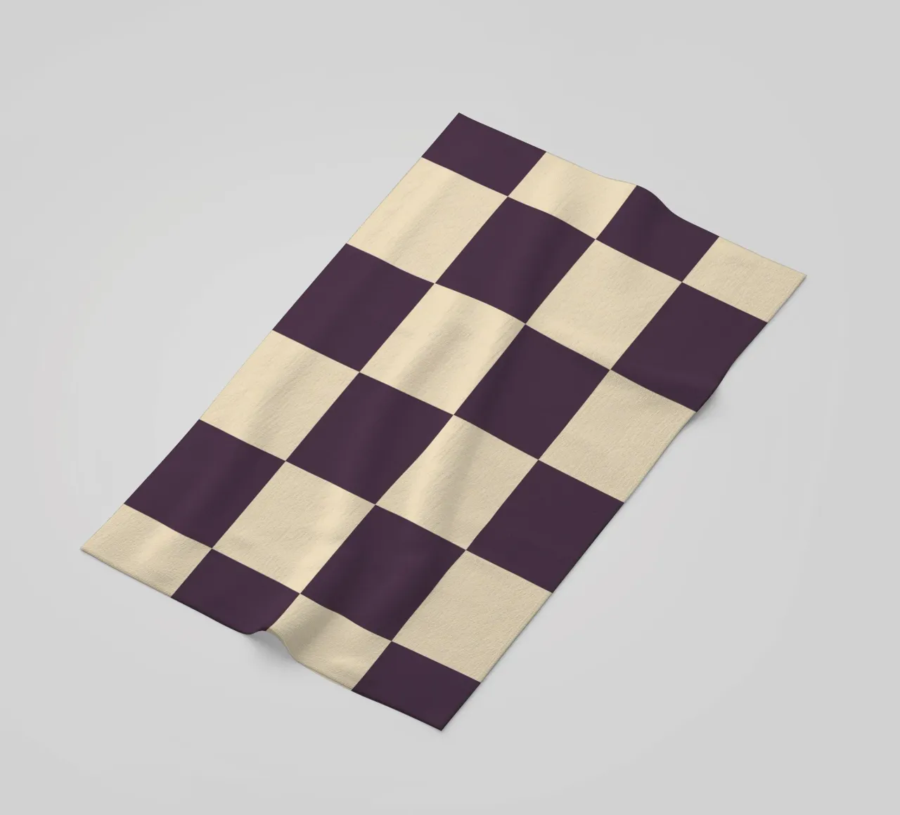 Eggplant checkerboard pattern telo mare da TijanaArtStudio88