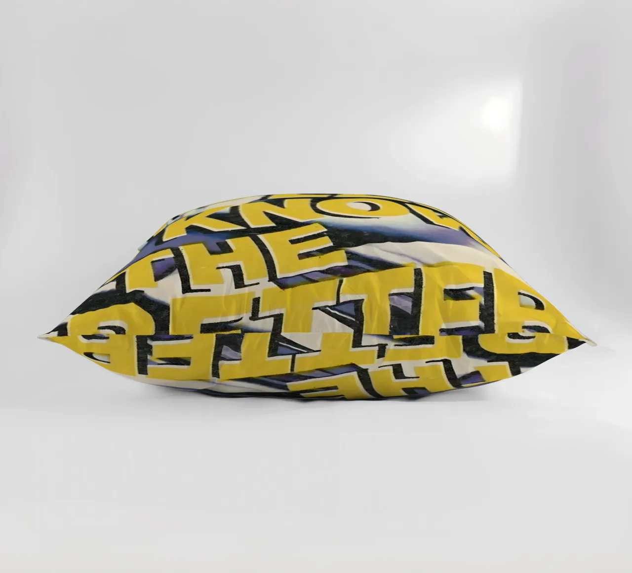 THE LESS KNOVW THE BETTER cuscino da Type & Tape
