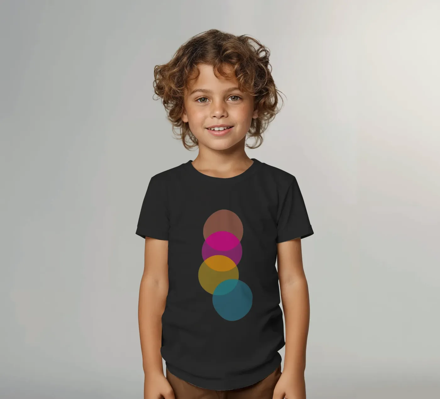 Refract kinder t-shirt van Rose Beck Art