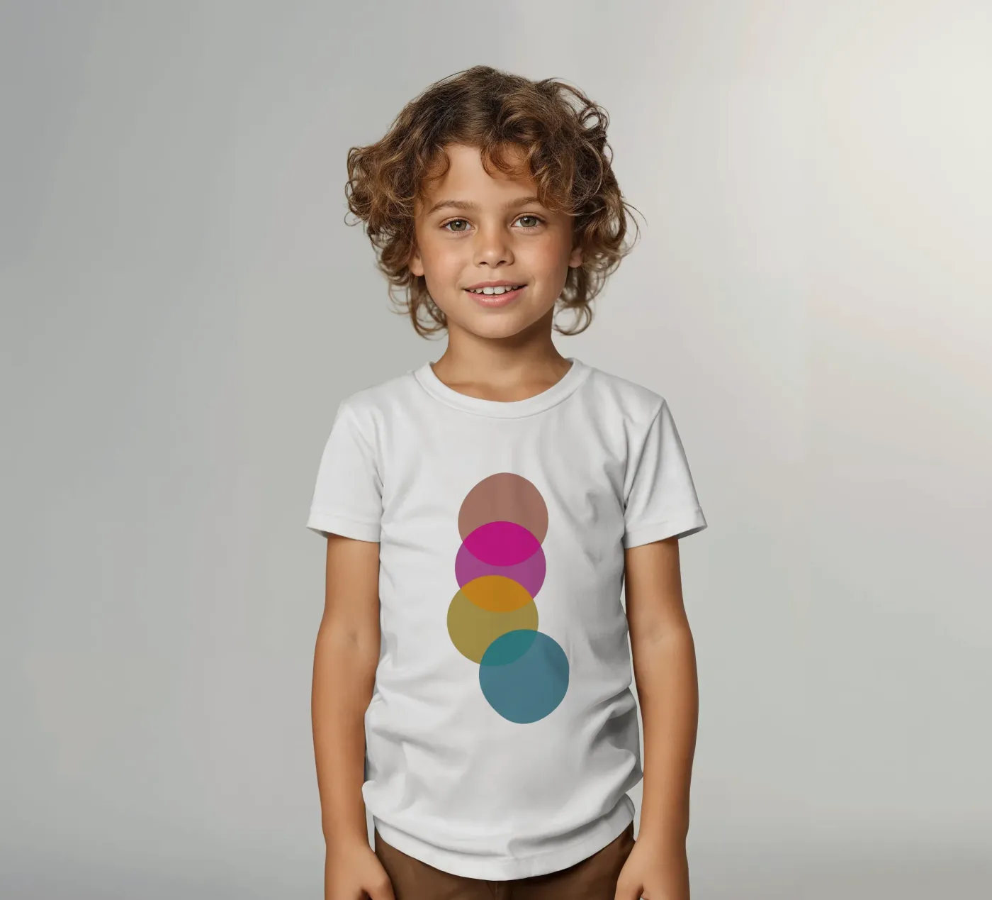 Refract kinder t-shirt van Rose Beck Art