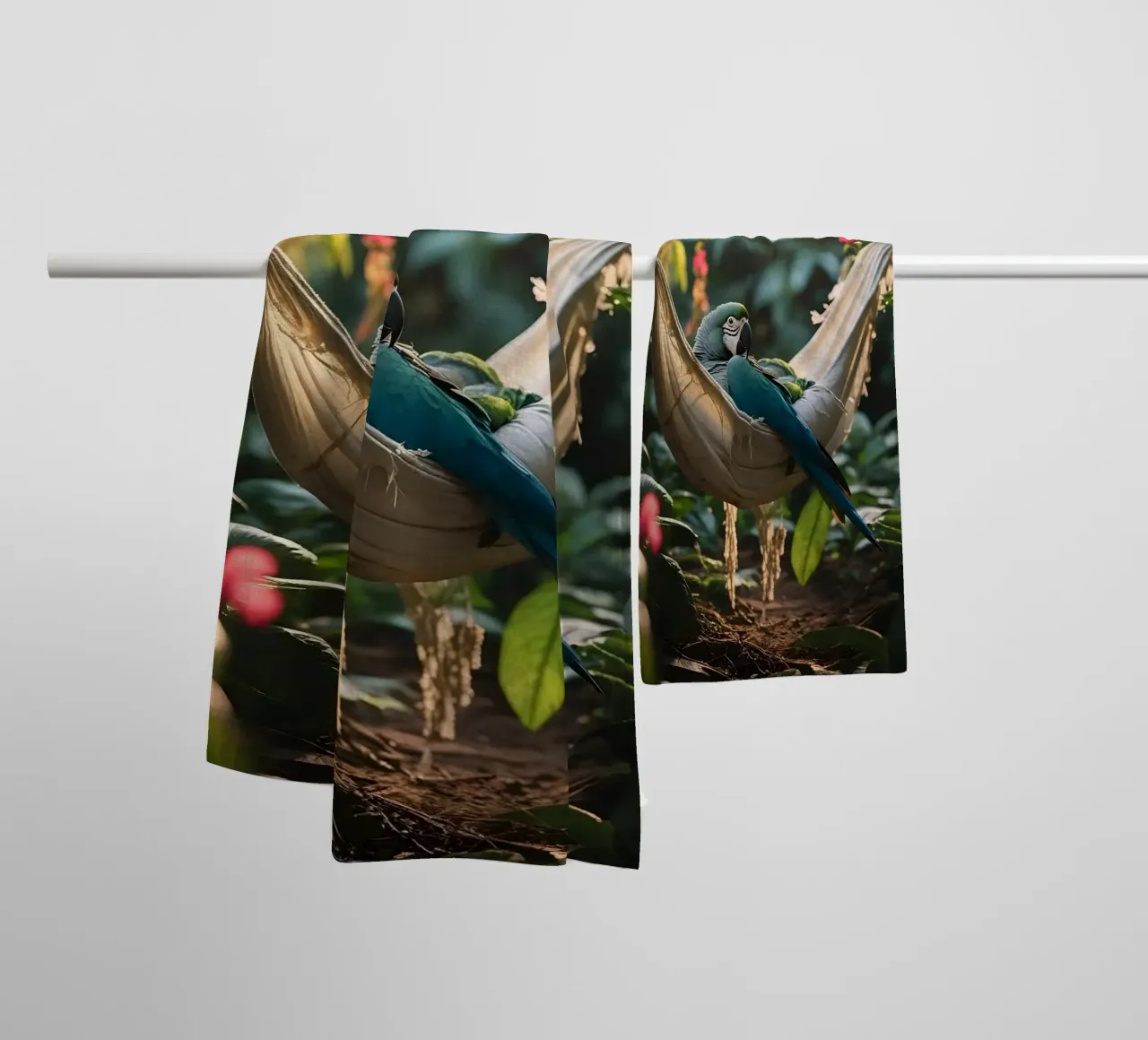 🌿🦜 Ara | Nice and busy... with nothing ;) (2) towel by Trinkets NL Design Studio