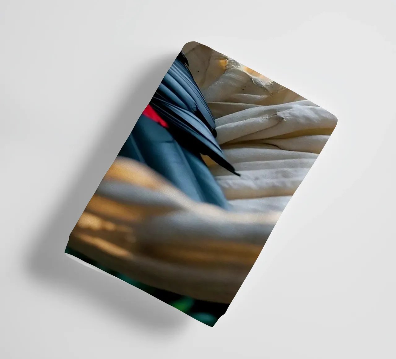 🌿🌺 Toucan | Chillin' in full swing (1) towel by Trinkets NL Design Studio
