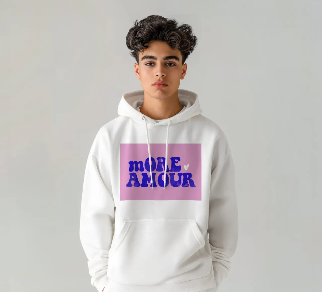 More Amour felpa con cappuccio da Attaboy Dsgn