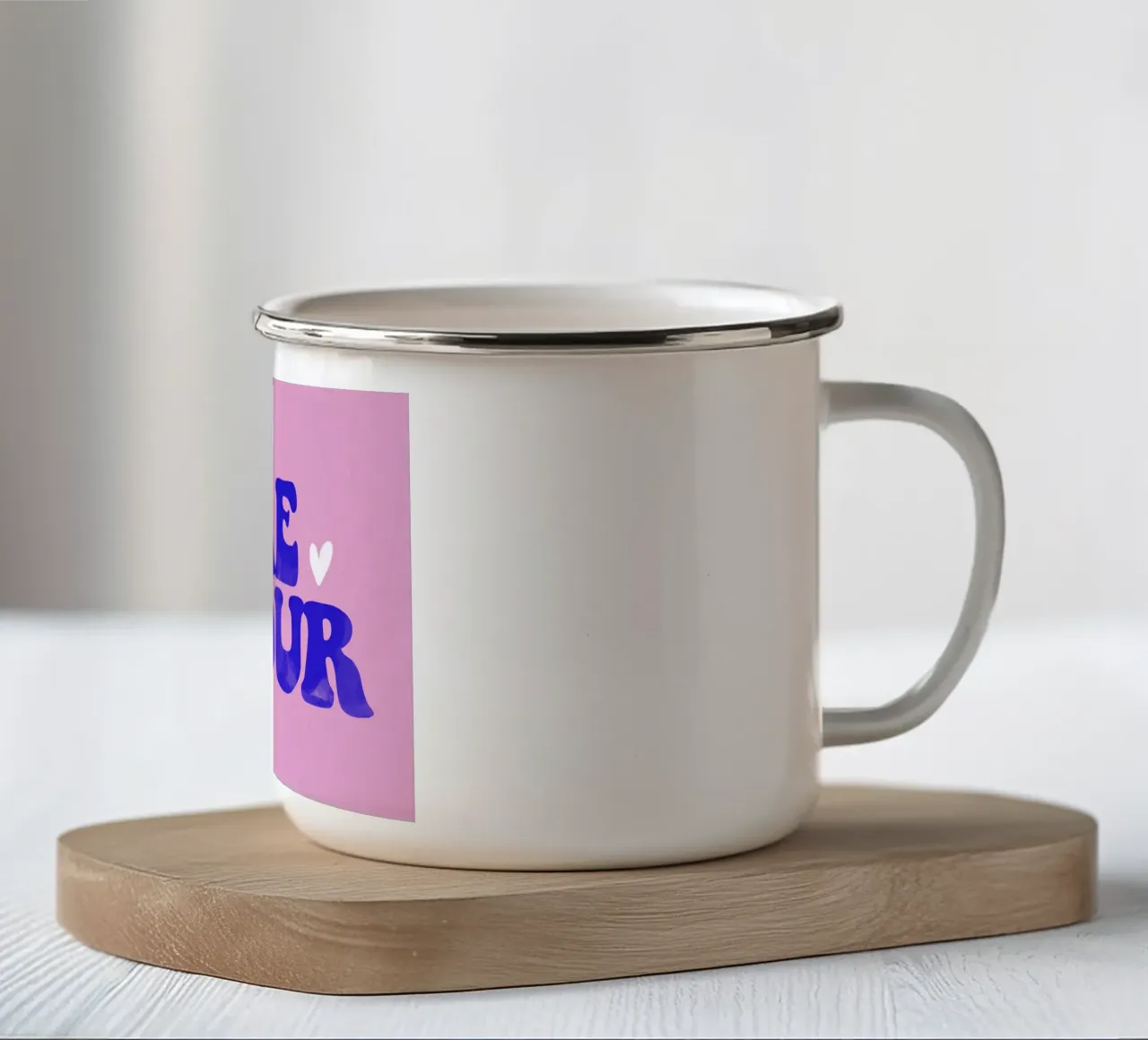 More Amour tazza in smalto da Attaboy Dsgn