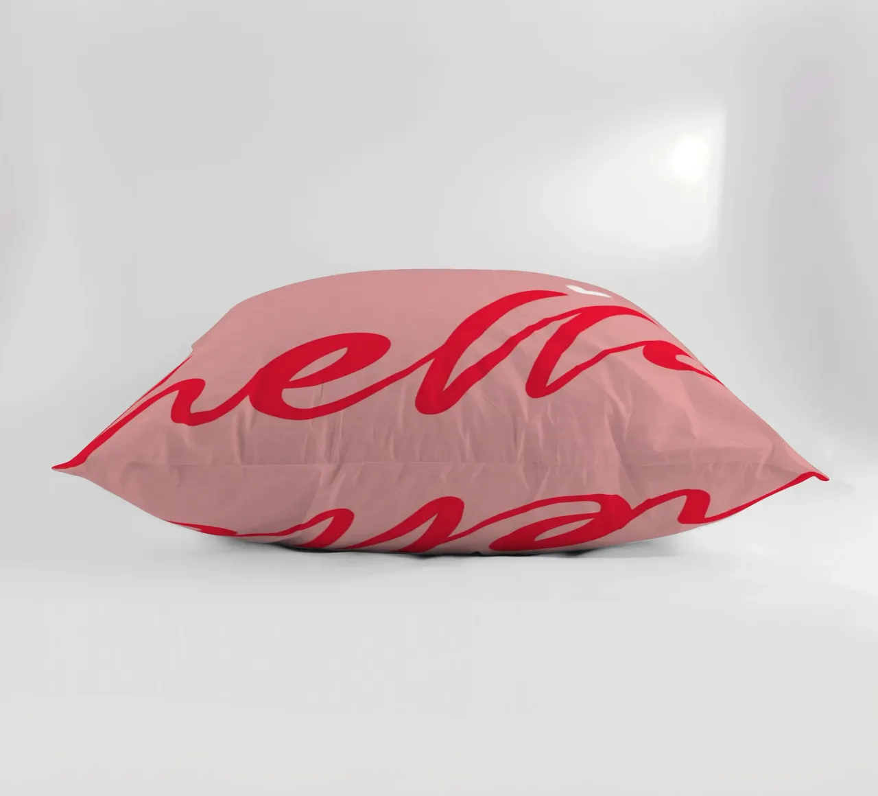 Hello Typography cuscino da Attaboy Dsgn
