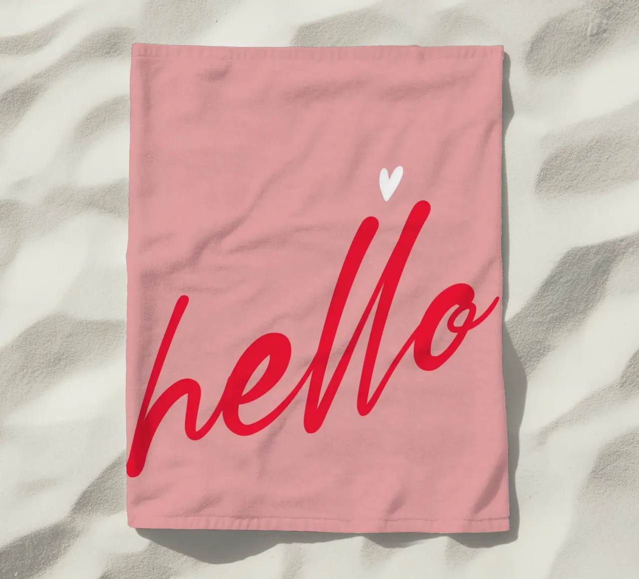 Hello Typography telo mare da Attaboy Dsgn