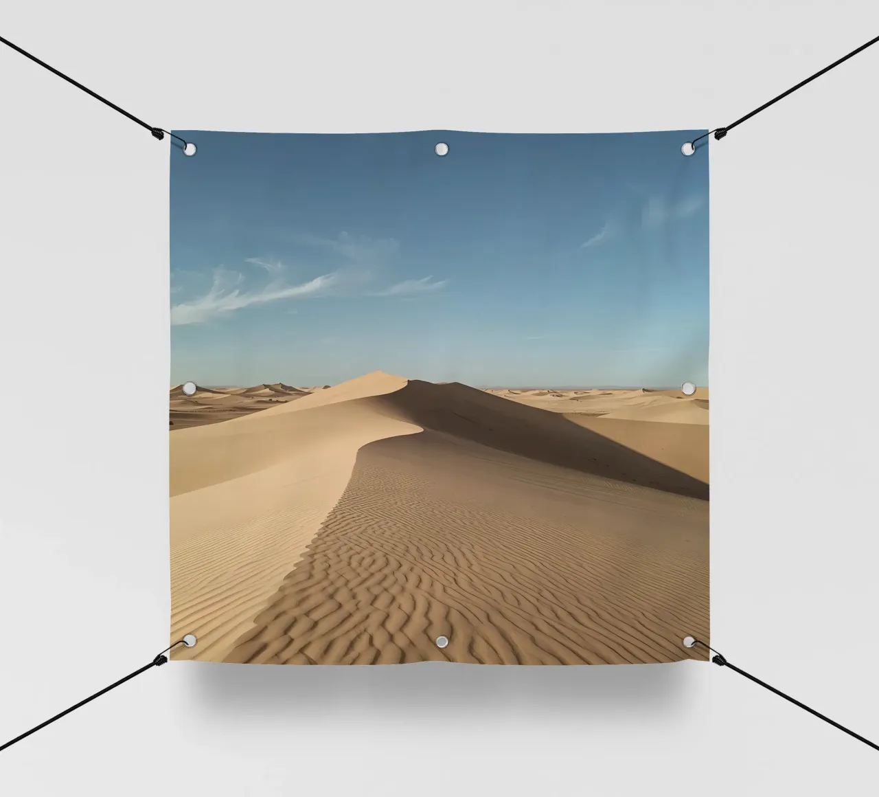 Paesaggio desertico con dune di sabbia e cielo blu telo in pvc da DesignDoodle