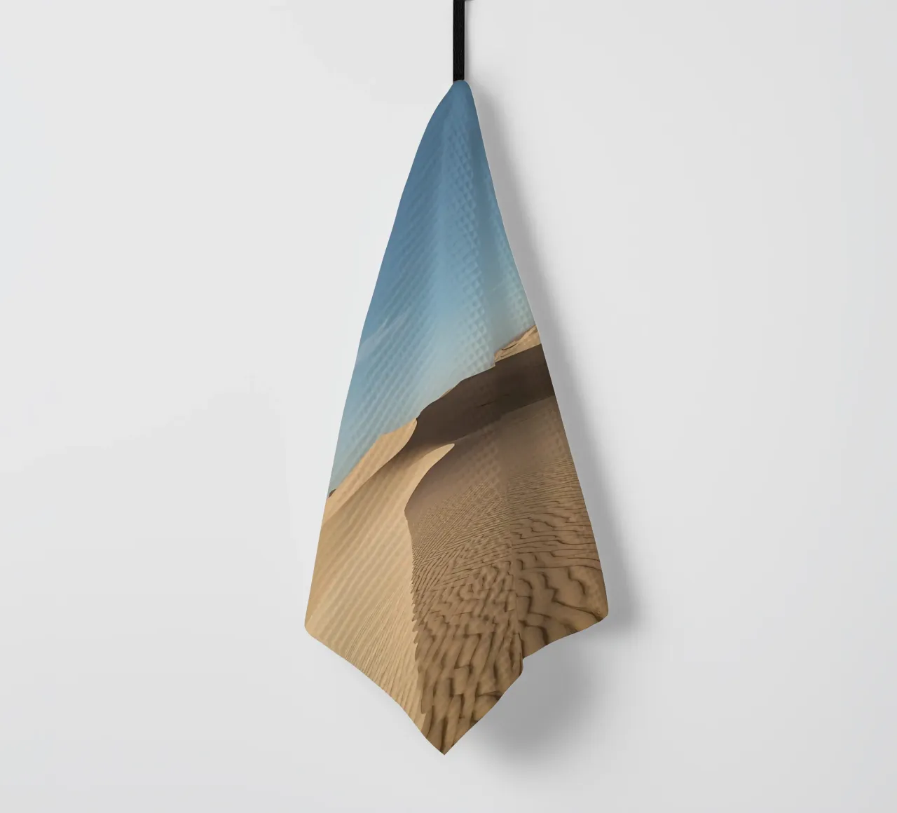 Paesaggio desertico con dune di sabbia e cielo blu canovaccio da cucina da DesignDoodle