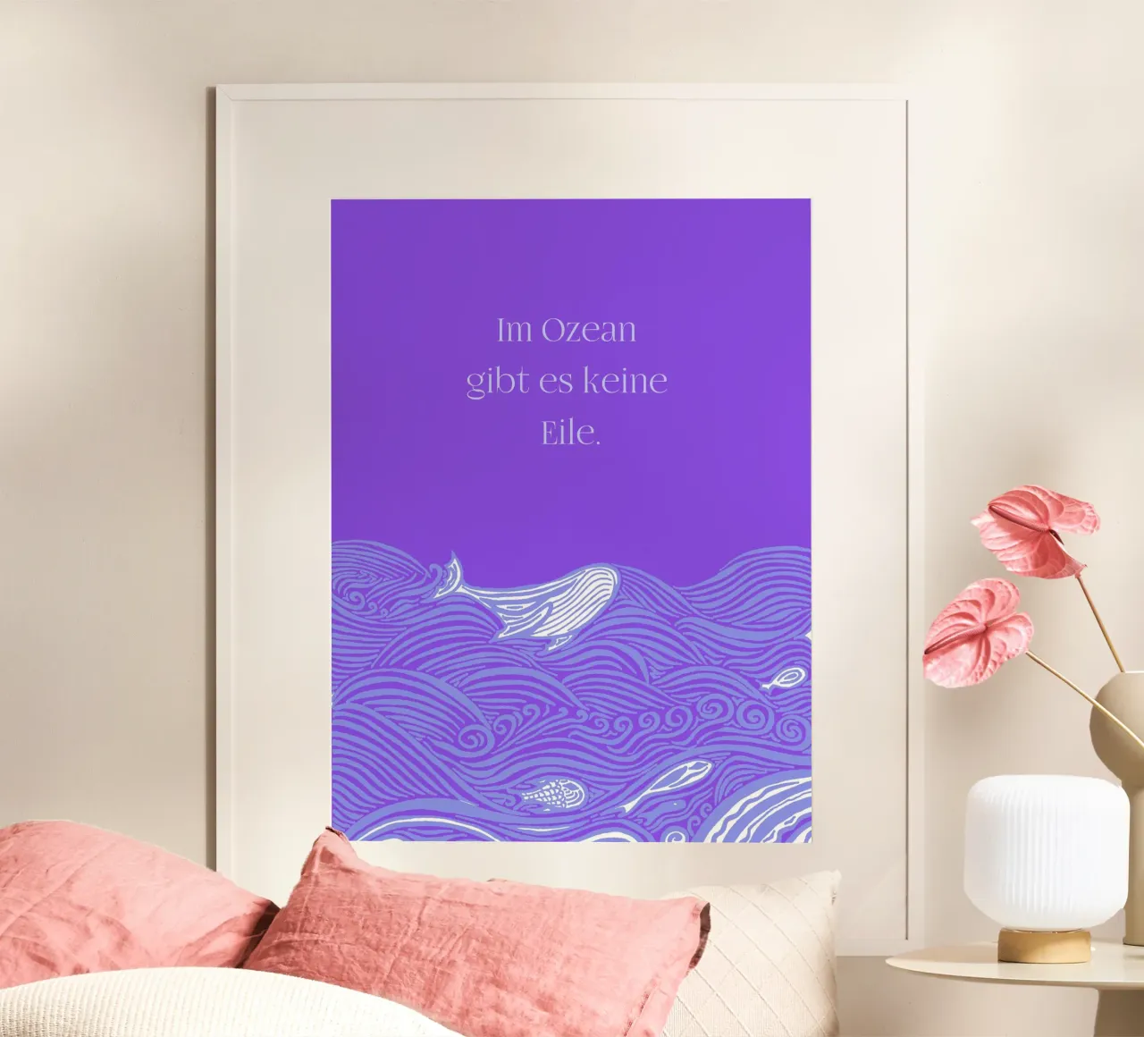 Non c'è fretta nell'oceano - Balena tra le onde in viola poster da PaperLine Art