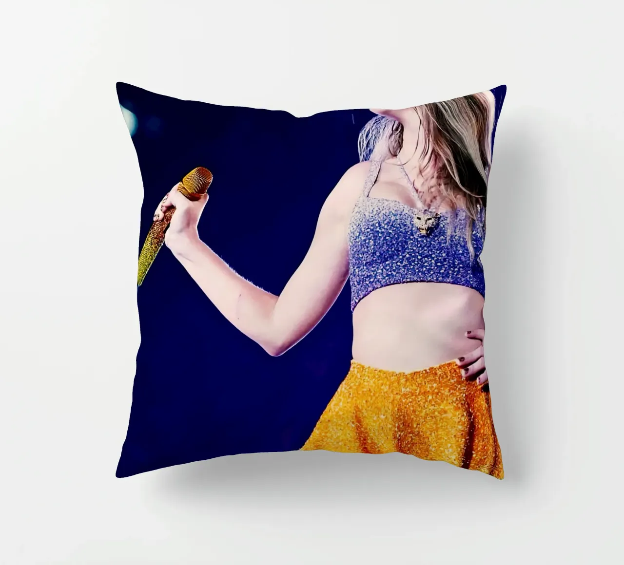 Taylor Swift cuscino da Musadad Shop