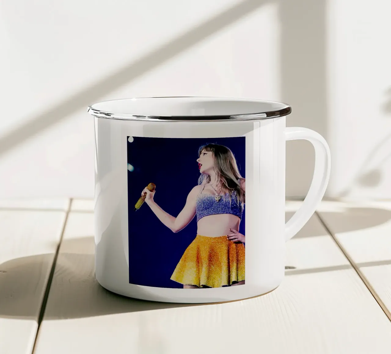 Taylor Swift tazza in smalto da Musadad Shop
