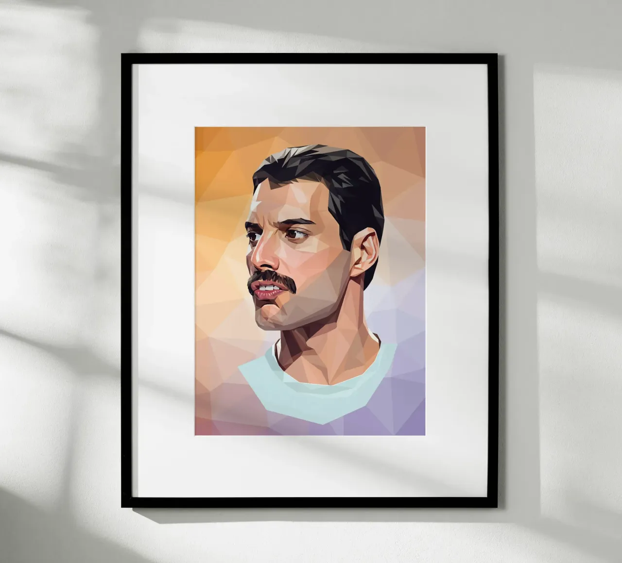 Freddie Mercury Low poly poster con telaio in legno da Low Profile