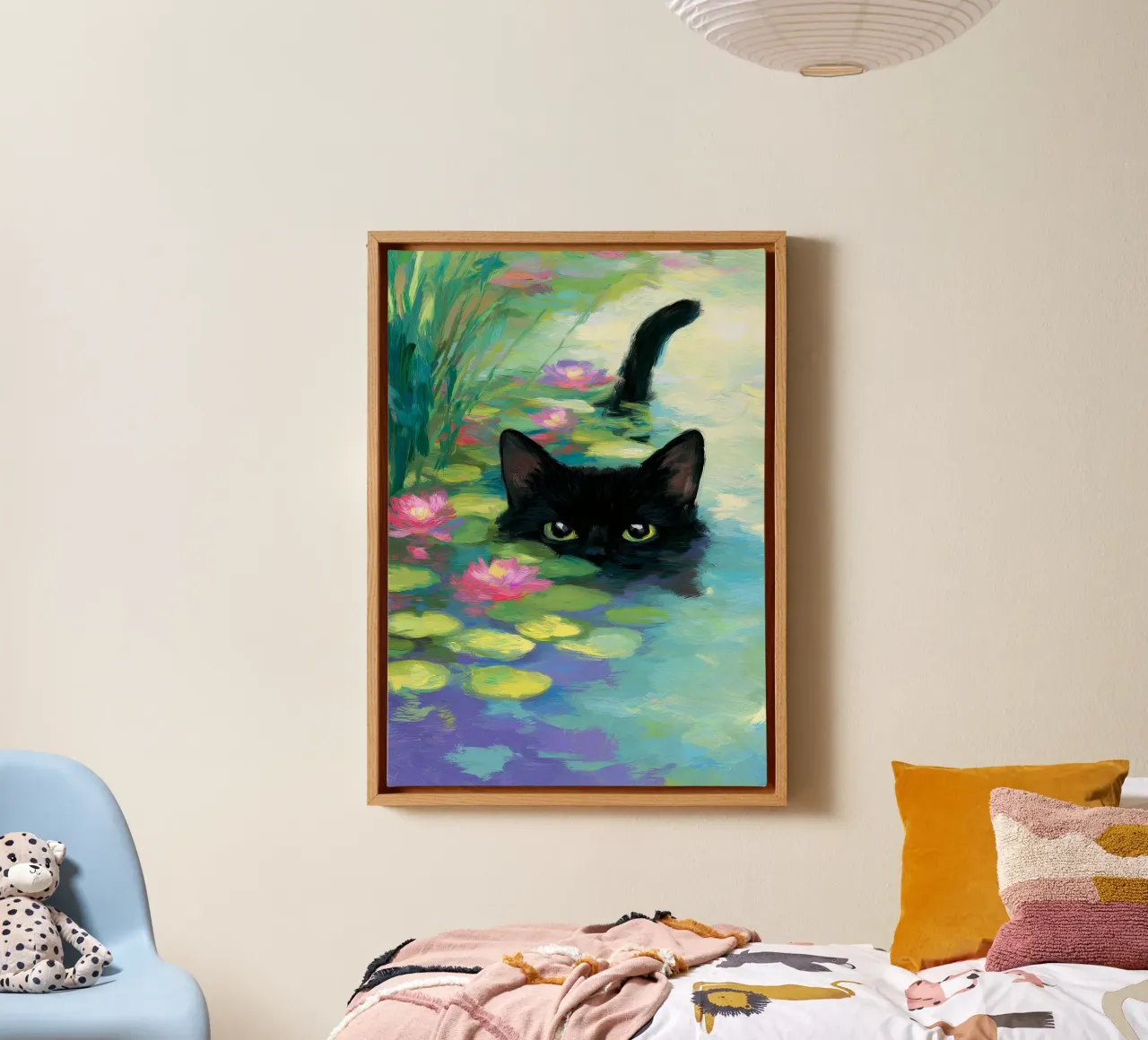 Gatto nero che nuota tela con Cornice a cassetta da Stellar Creative