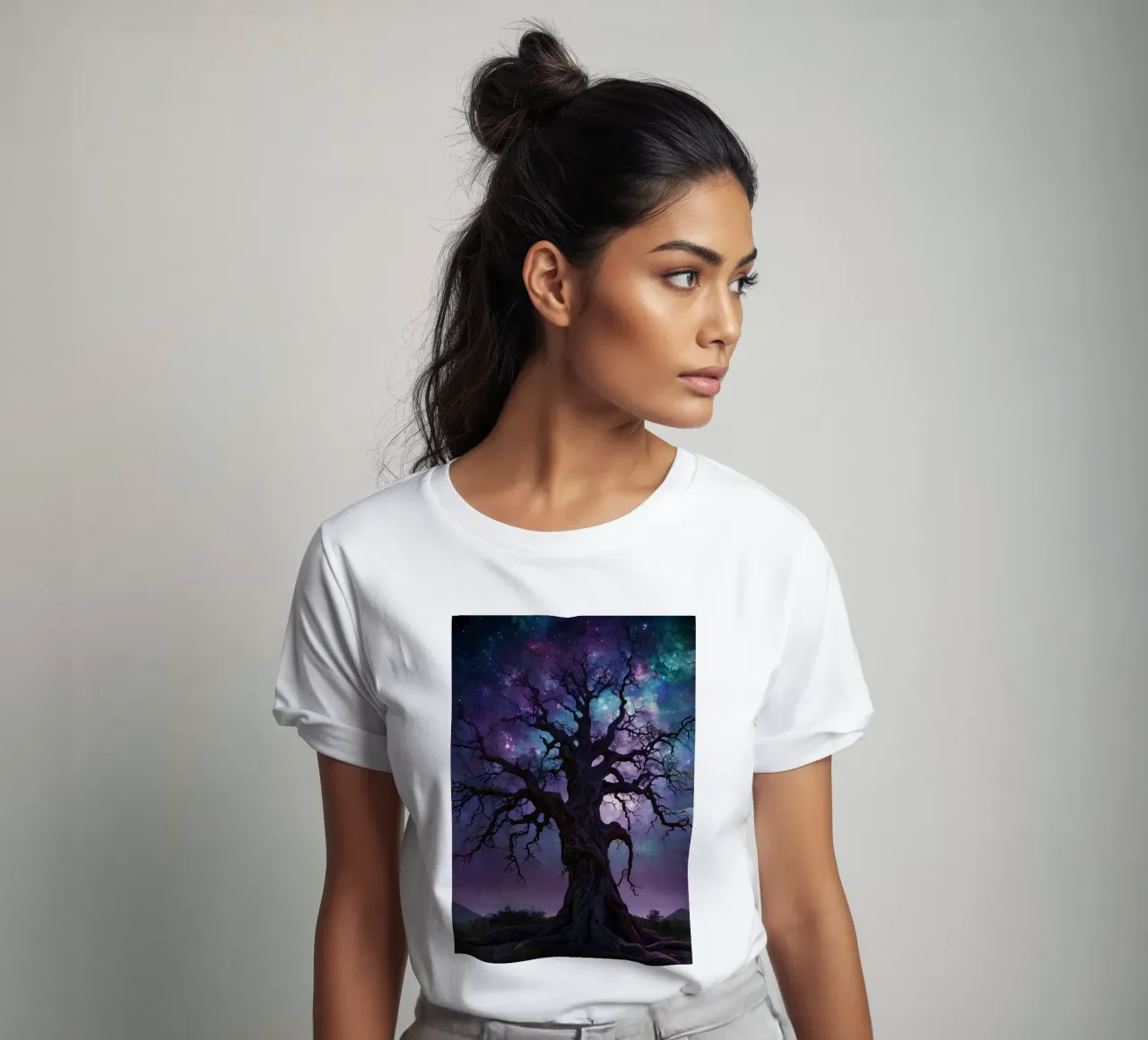 Albero magico 5 t-shirt da Delaney Okuneva