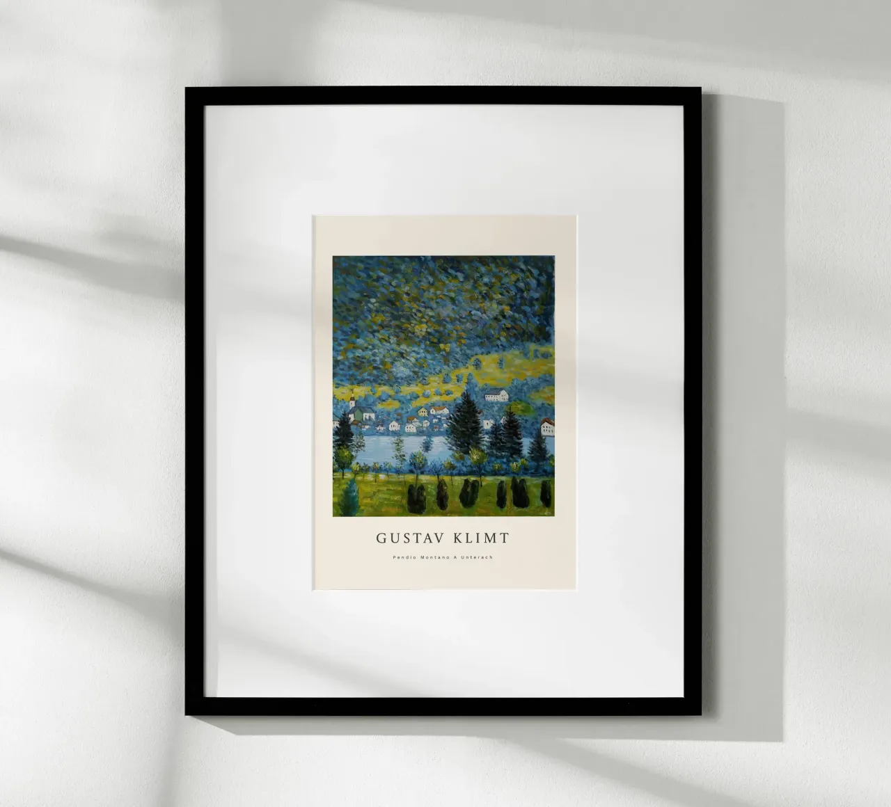 Gustav Klimt - Pendio Montano A Unterach poster con telaio in legno da Roy Terrell