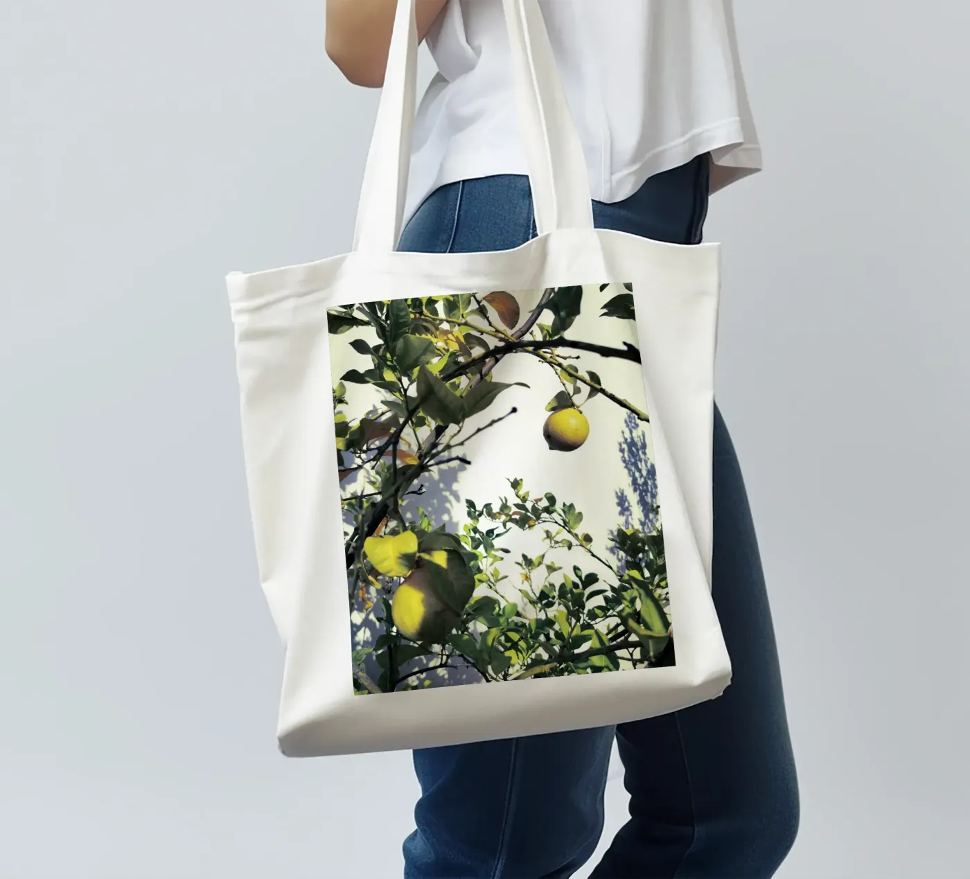 Lemons tote bag by Angelo Cerantola