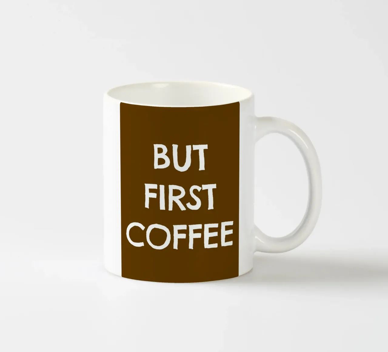 But First Coffee 19 tazza in ceramica da The Type Club Tokyo