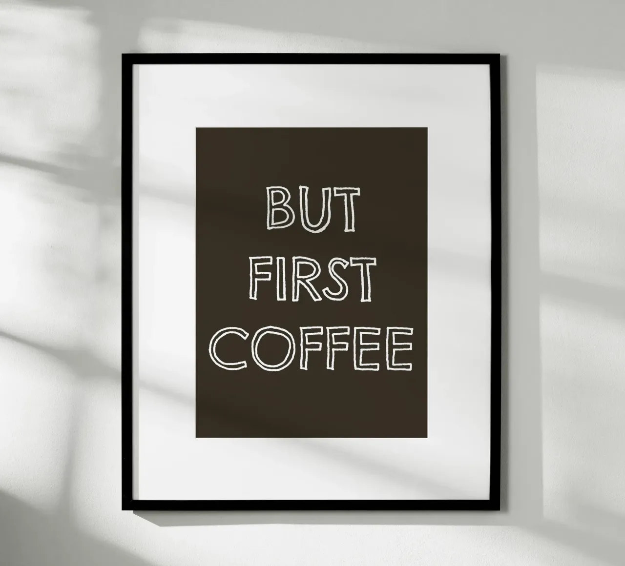 But First Coffee 20 poster con telaio in legno da The Type Club Tokyo