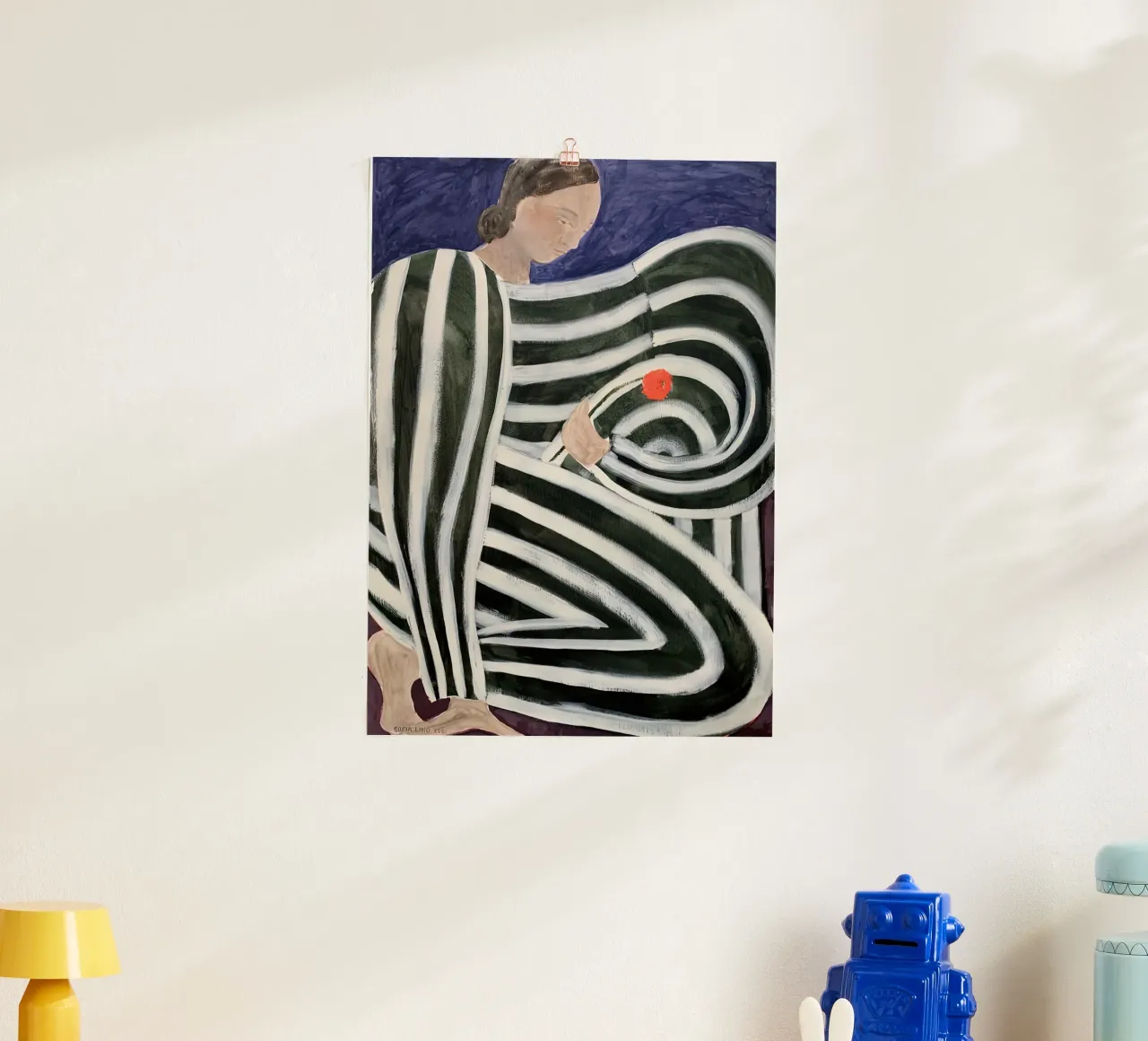 striscia avorio un fiore poster con telaio in legno da panaiti vascu