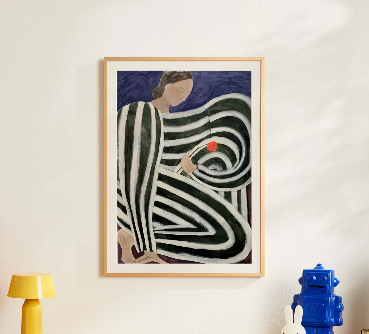 striscia avorio un fiore poster con telaio in legno da panaiti vascu