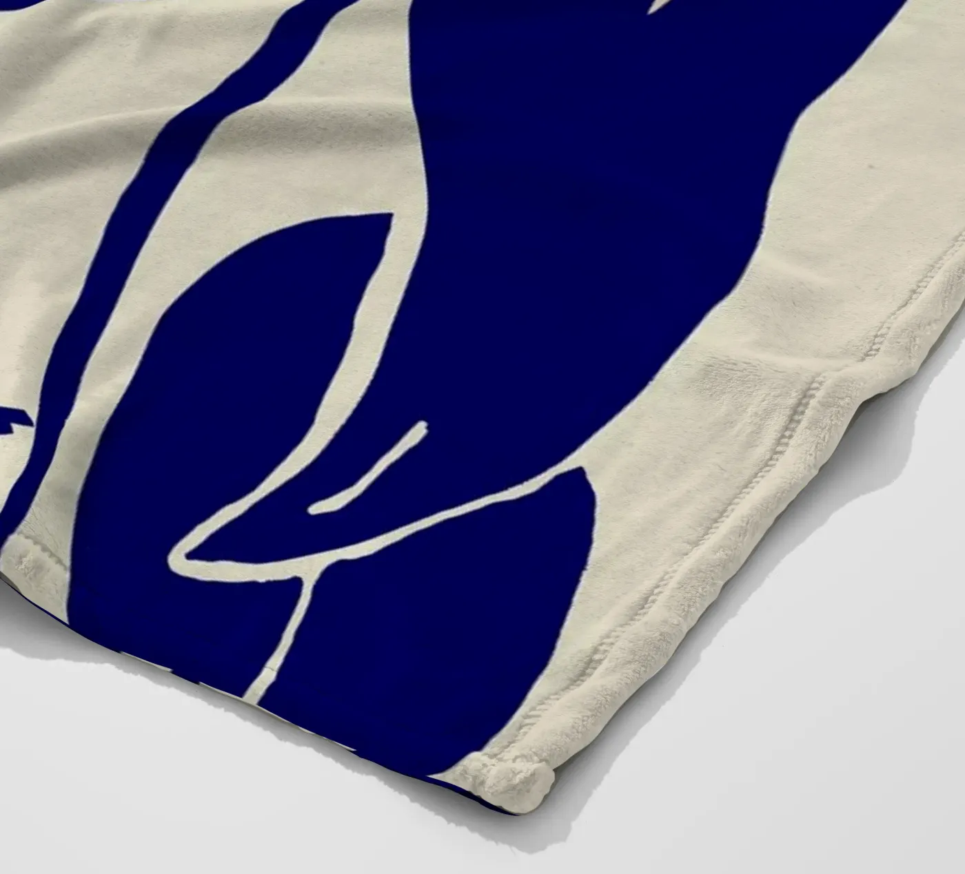 Blue Leafs Fleecedecke von treechild