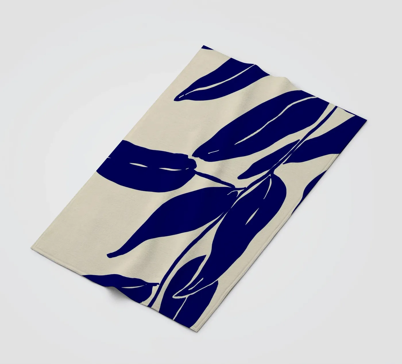 Blue Leafs Fleecedecke von treechild