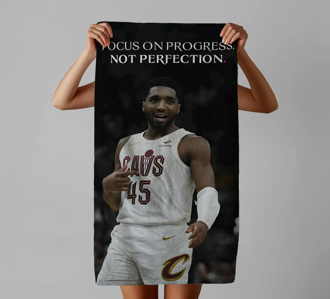 Focus on progress, not perfection. asciugamano da bagno da Type & Tape