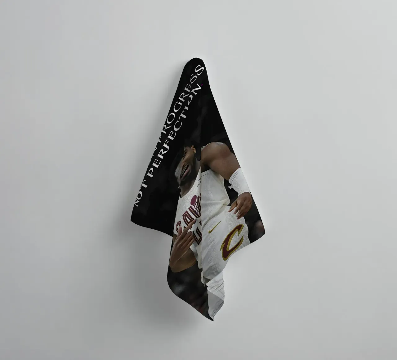 Focus on progress, not perfection. asciugamano da bagno da Type & Tape