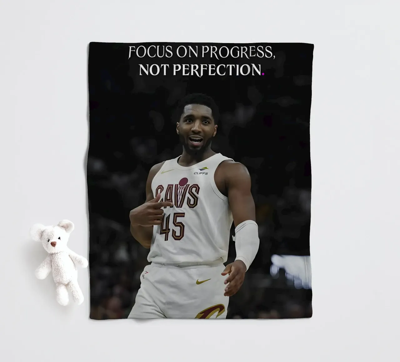 Focus on progress, not perfection. coperta in pile da Type & Tape