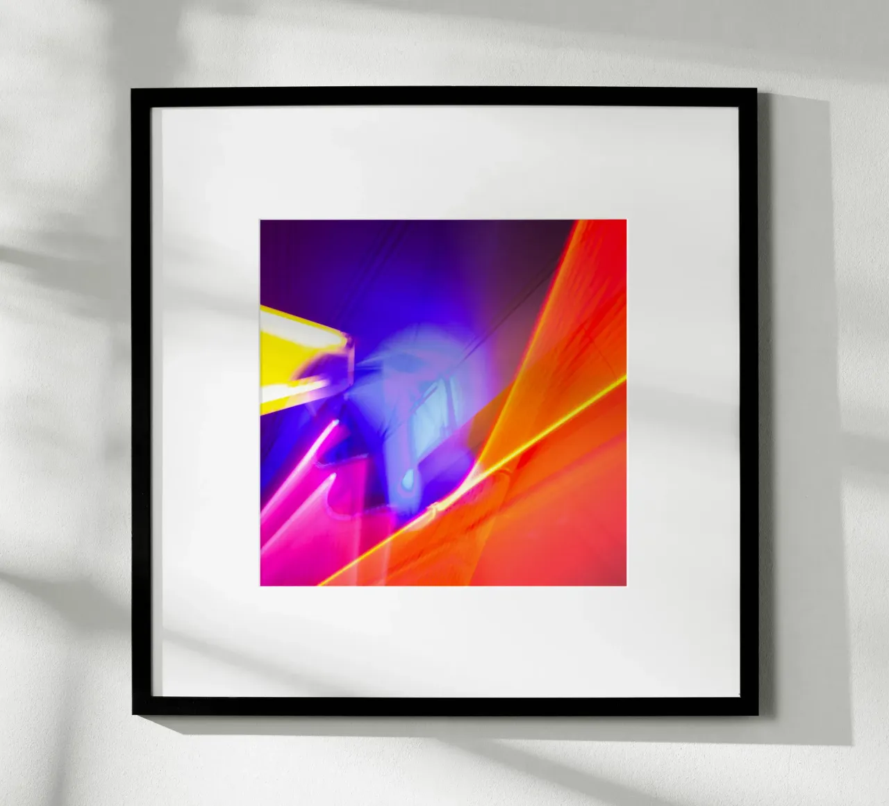 FlirFlar poster con telaio in alluminio da Flo Klein