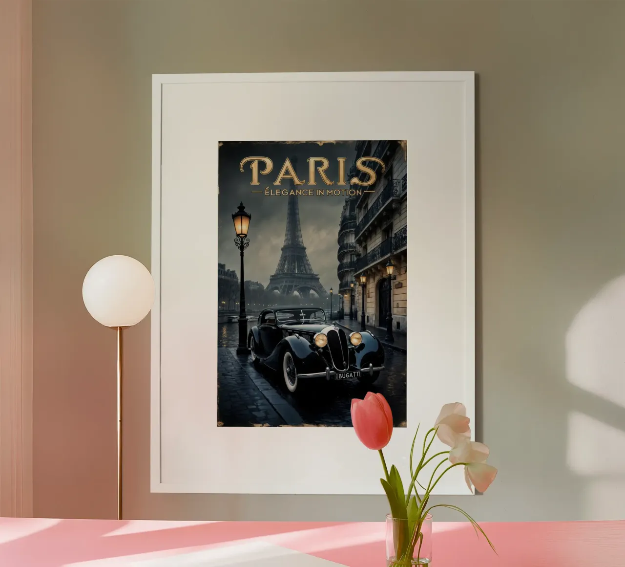 Fascino parigino nostalgico Auto d'epoca e Torre Eiffel poster con telaio in alluminio da Robyn Santiago