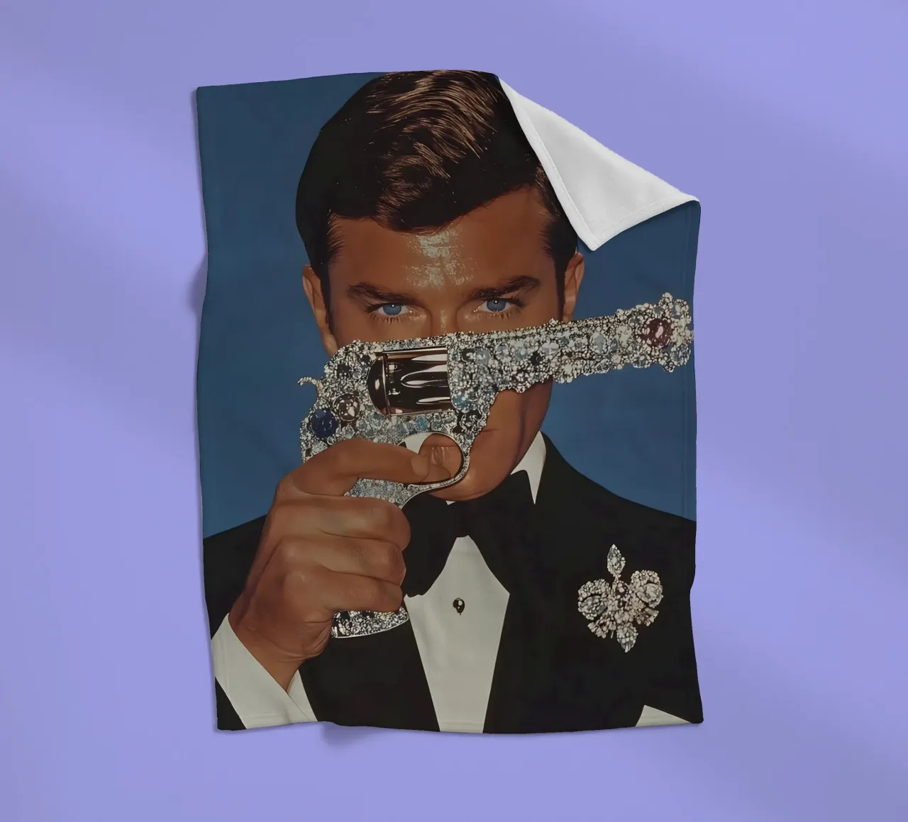 Roger Moore coperta in pile da Low poly art