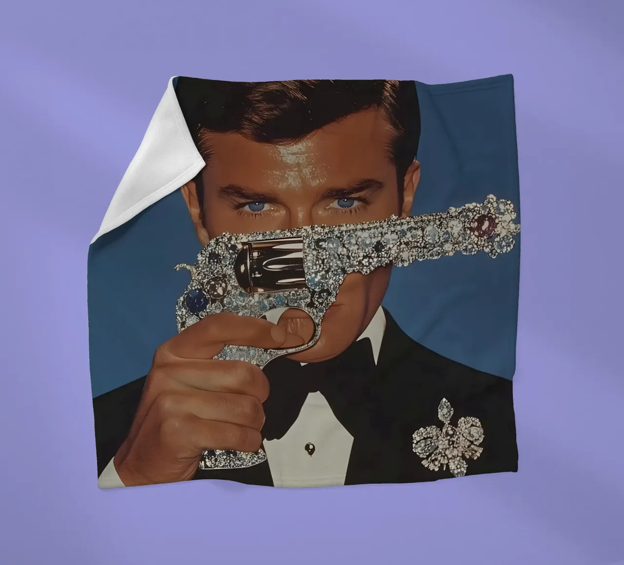 Roger Moore coperta in pile da Low poly art