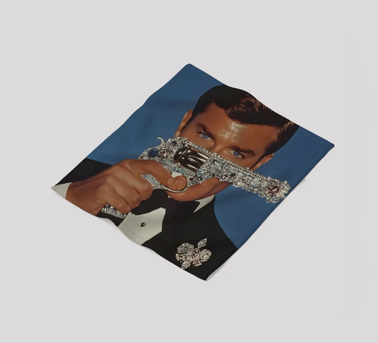 Roger Moore coperta in pile da Low poly art