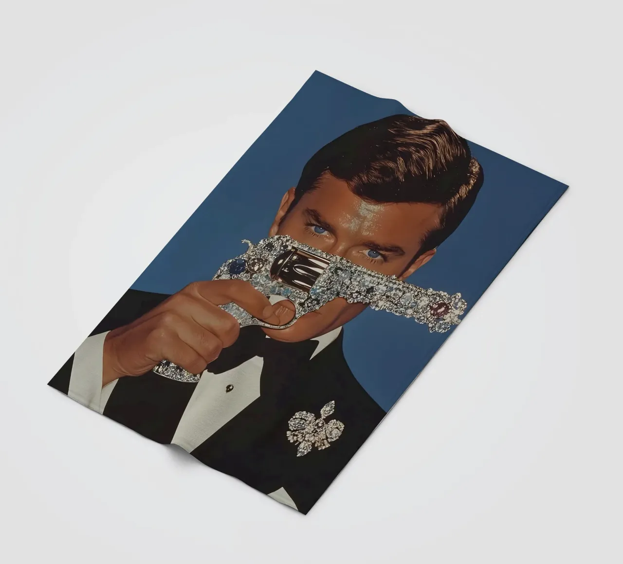 Roger Moore coperta in pile da Low poly art