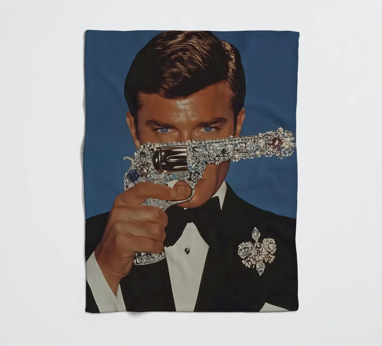 Roger Moore coperta in pile da Low poly art