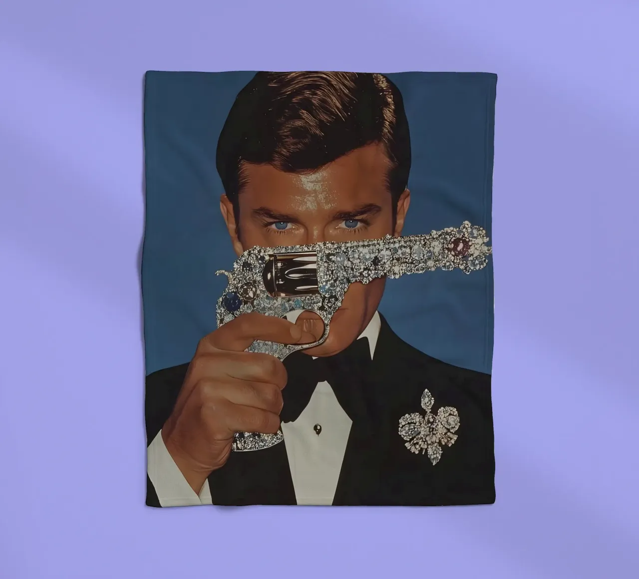 Roger Moore coperta in pile da Low poly art