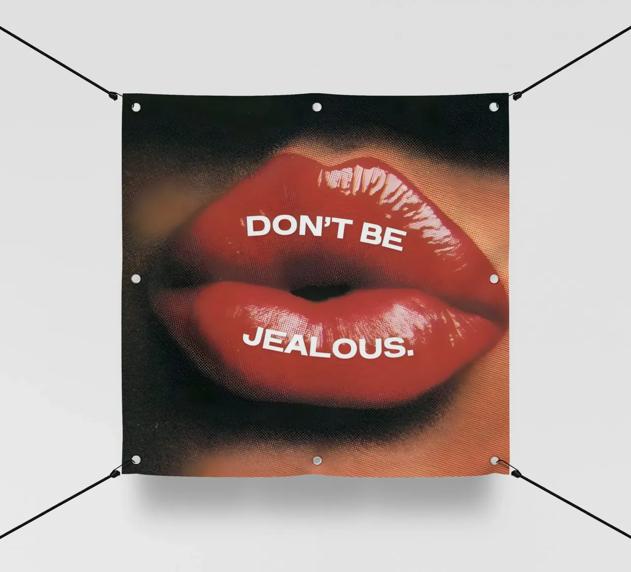 'DON'T BE JEALOUS! telo in pvc da Type & Tape