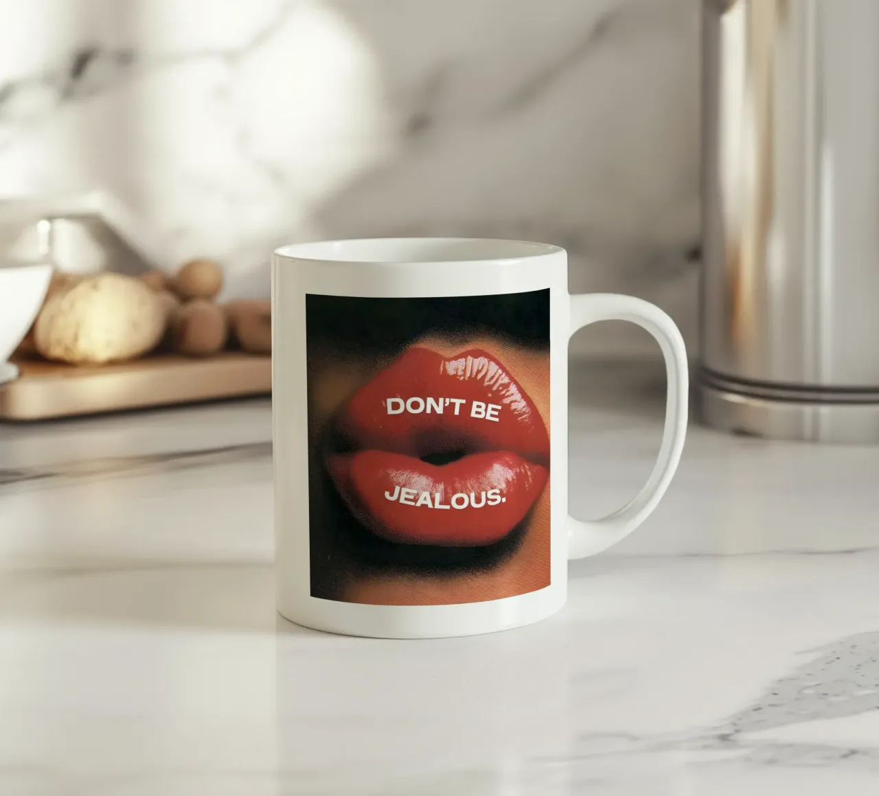 'DON'T BE JEALOUS! tazza in ceramica da Type & Tape