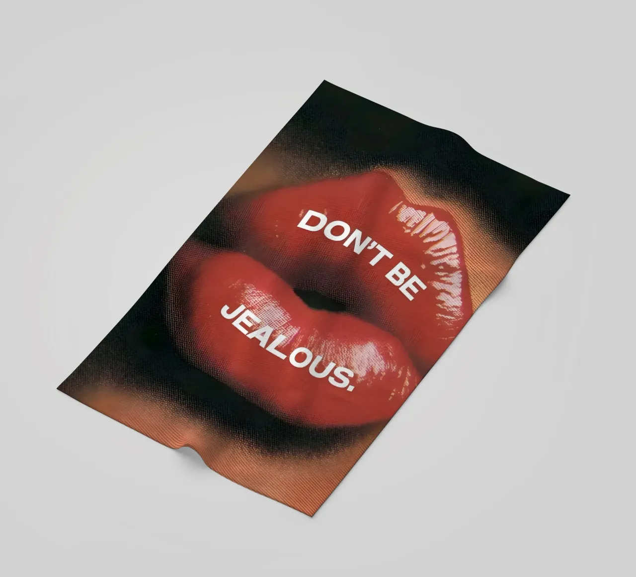 'DON'T BE JEALOUS! telo mare da Type & Tape